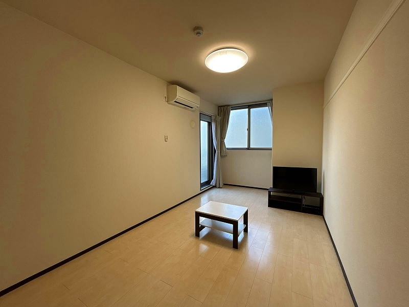 CLEINO River city Living room