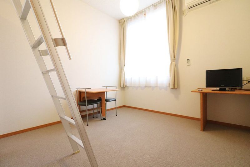 leopalace K&K III Living room