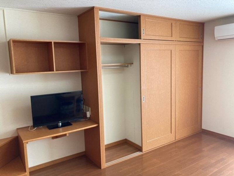 レオパレスイースト 収納