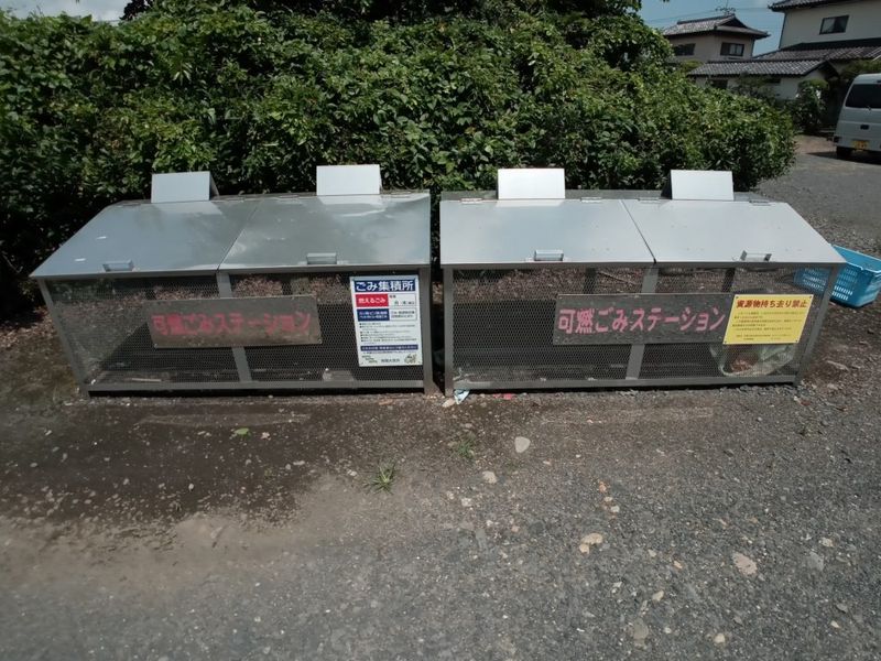 レオパレストウマル 共用部分