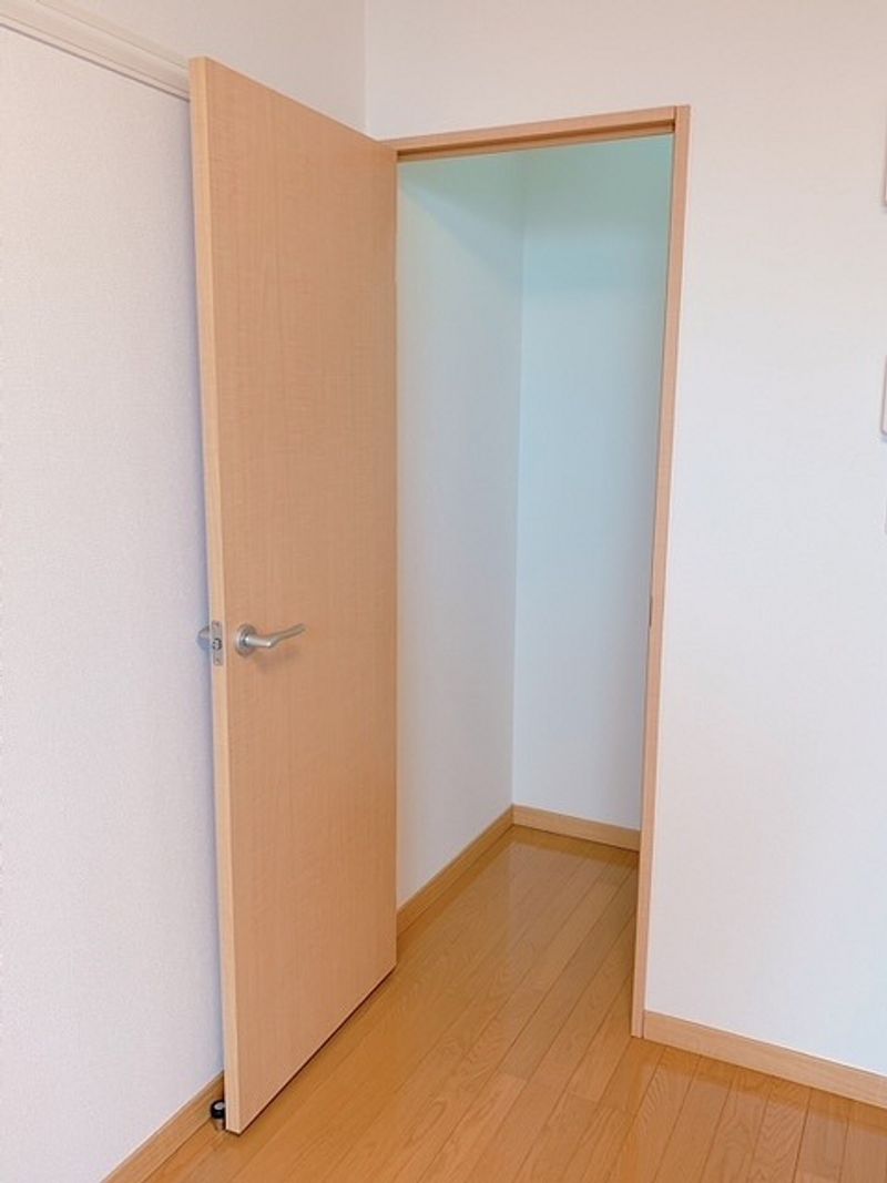 レオパレス長洲西通 収納
