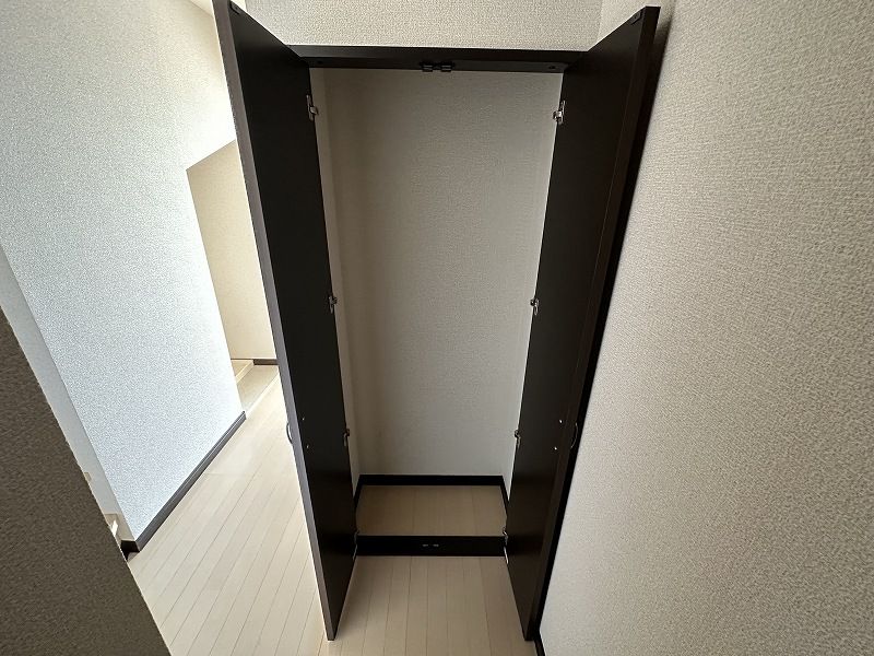 レオネクスト石橋 収納