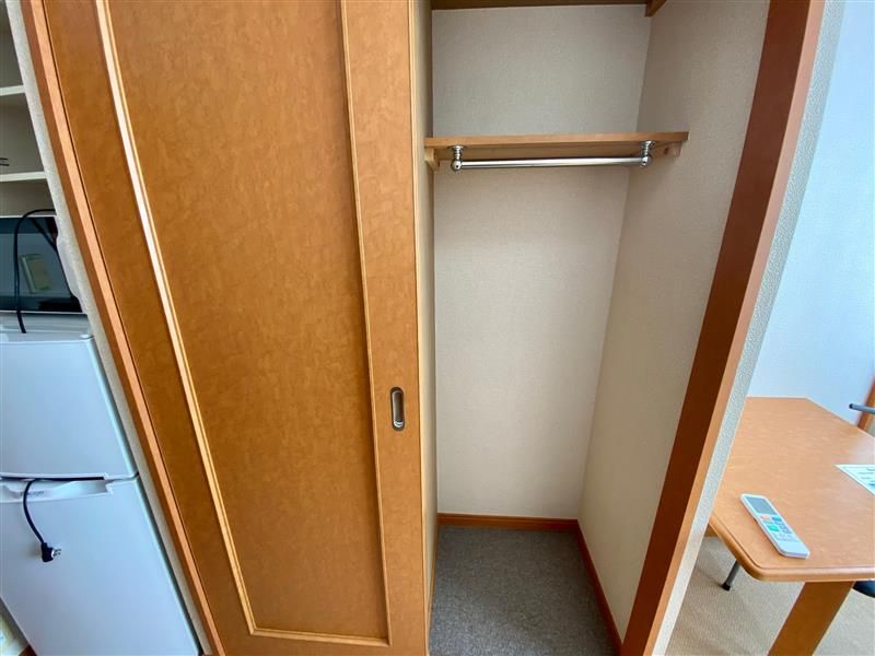 レオパレスエスタⅢ 収納
