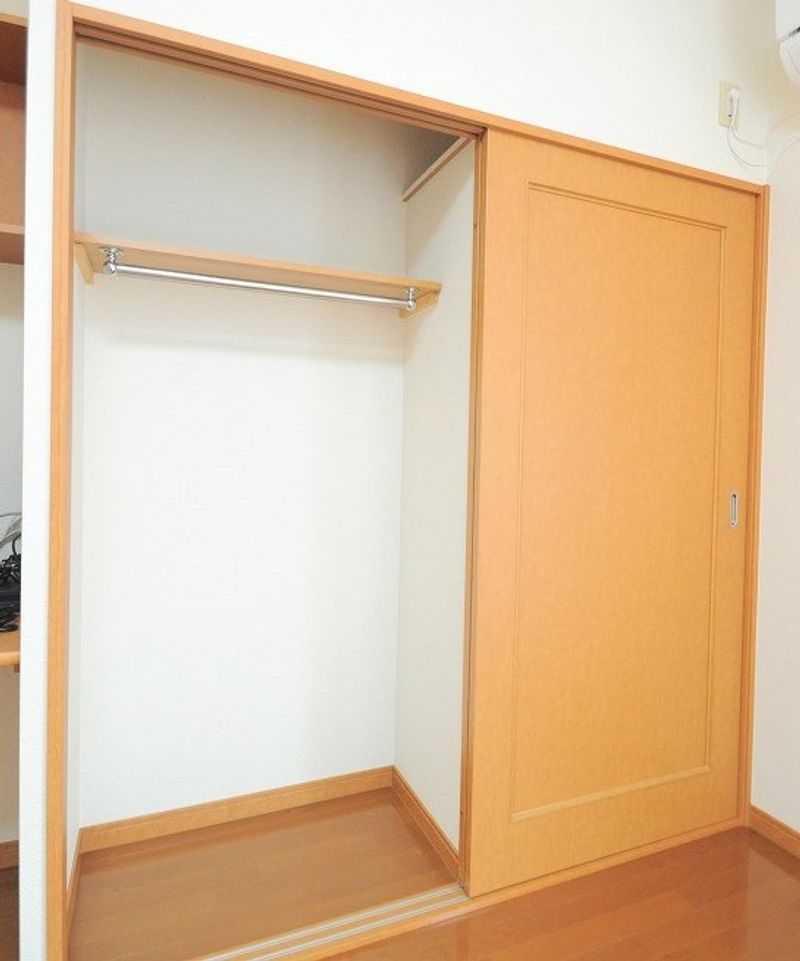 レオパレスアイ 収納