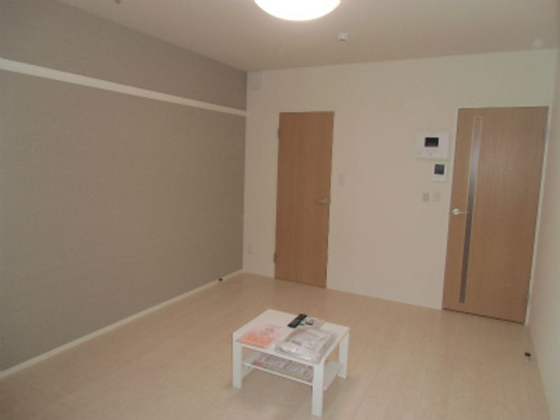 クレイノスール 居間