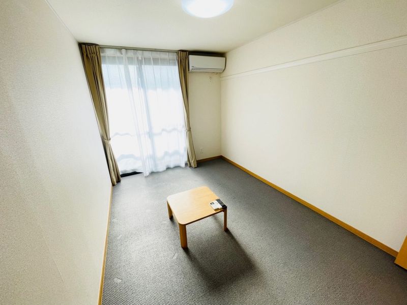 レオパレスクレシア柵町 居間