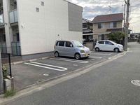 クレイノエヌズガーデンⅡ 駐車場