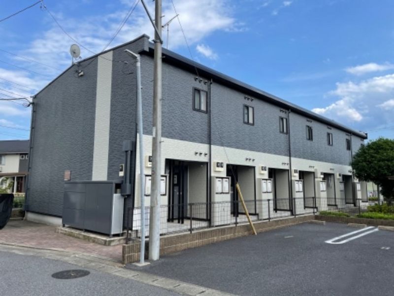 レオパレスプレミール 外観