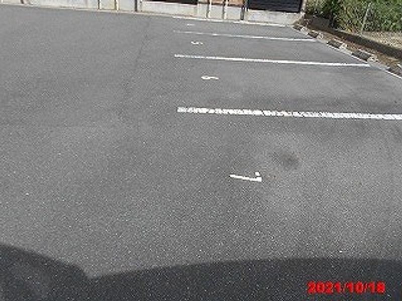 レオネクスト蟹江 駐車場