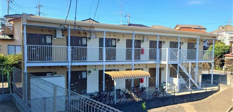 レオパレスラビーネ 外観
