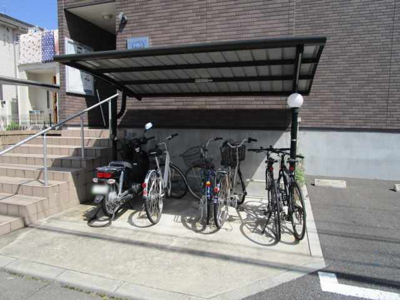 レオネクストメープルコート 共用部分