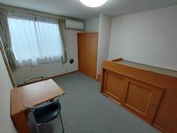 レオパレスＨＳＩ　ＲＩＶＥＲⅡ 居間