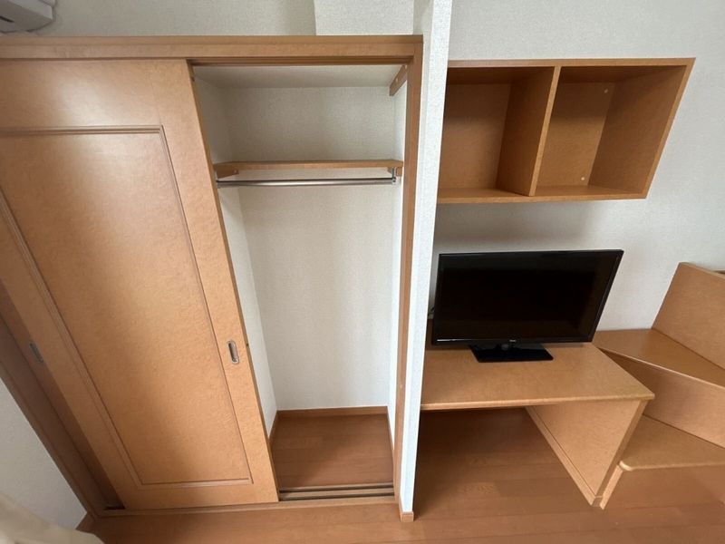 レオパレスミュウ 収納