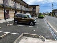 レオパレスＭ　Ｎ　Ⅱ 駐車場