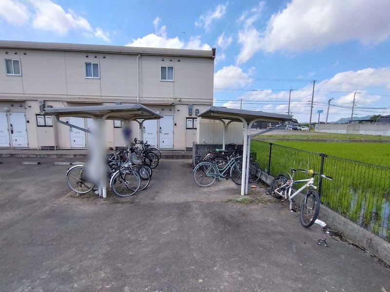 レオパレスアントラー 共用部分