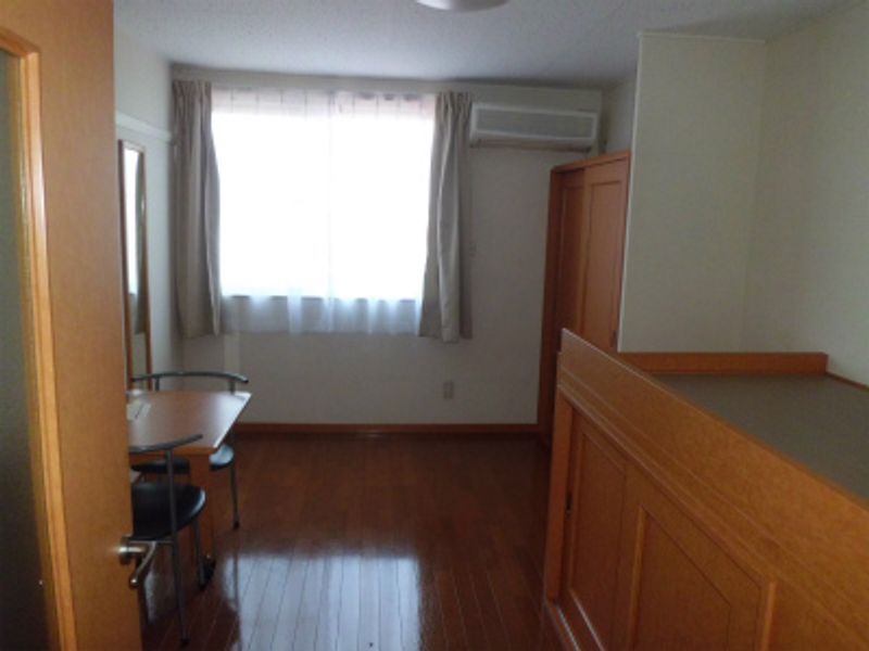 レオパレスＣｏｍｆｏｒｔＡ 居間