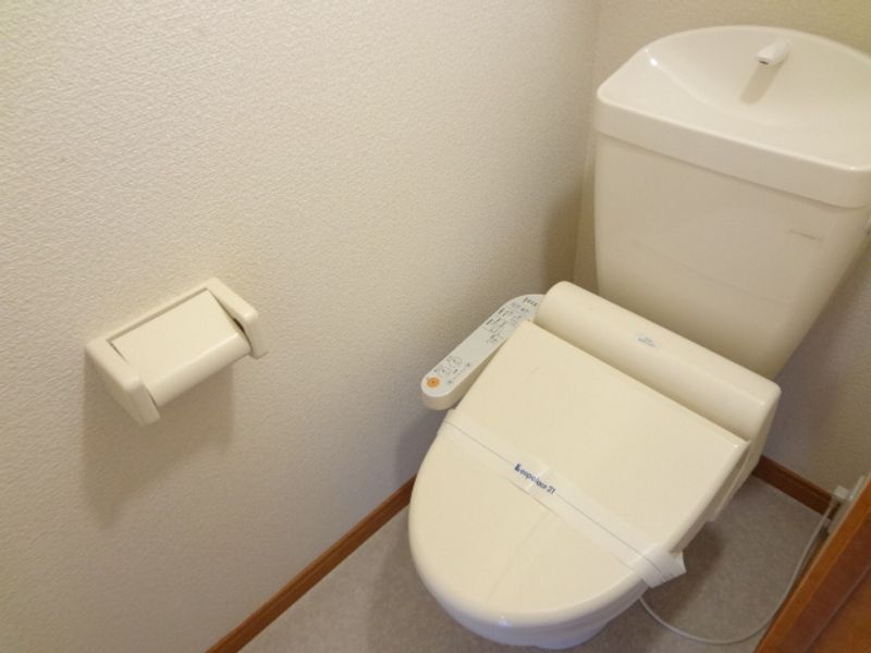 レオパレスプリーモ　ワン トイレ