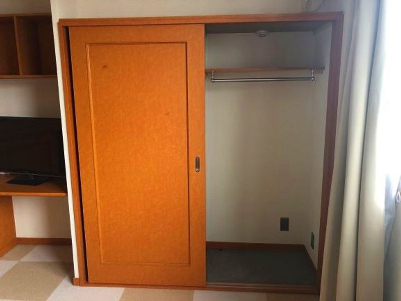 レオパレスアバンティ 収納