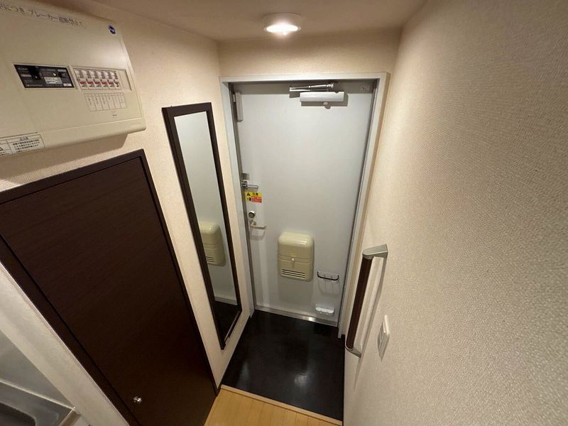 クレイノ雅 玄関