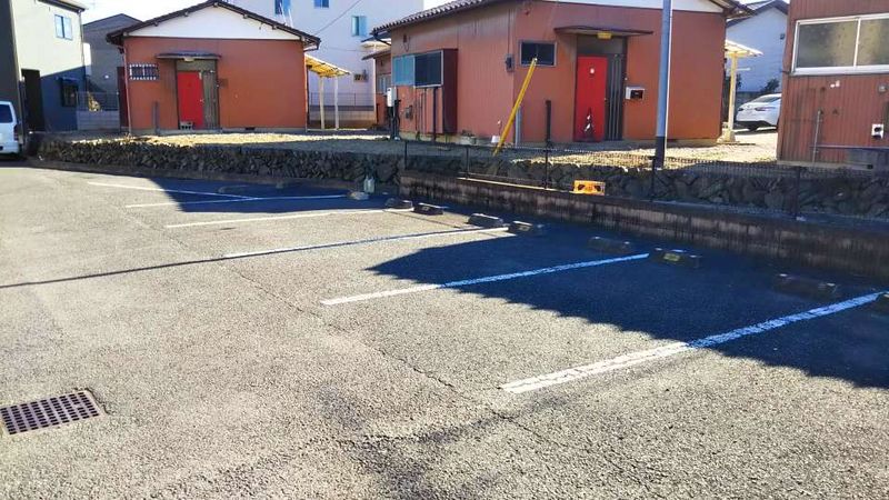 レオパレスヒロオオツカ 駐車場