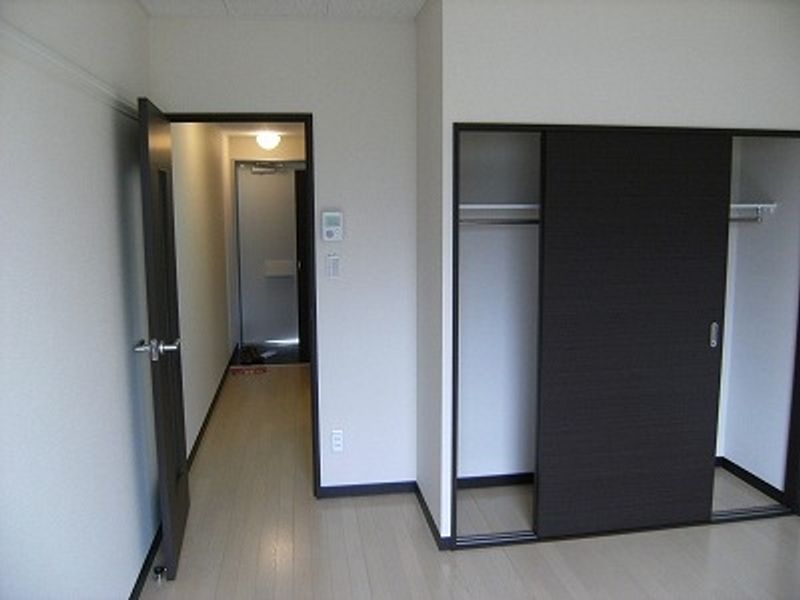 レオネクストシャルム 収納