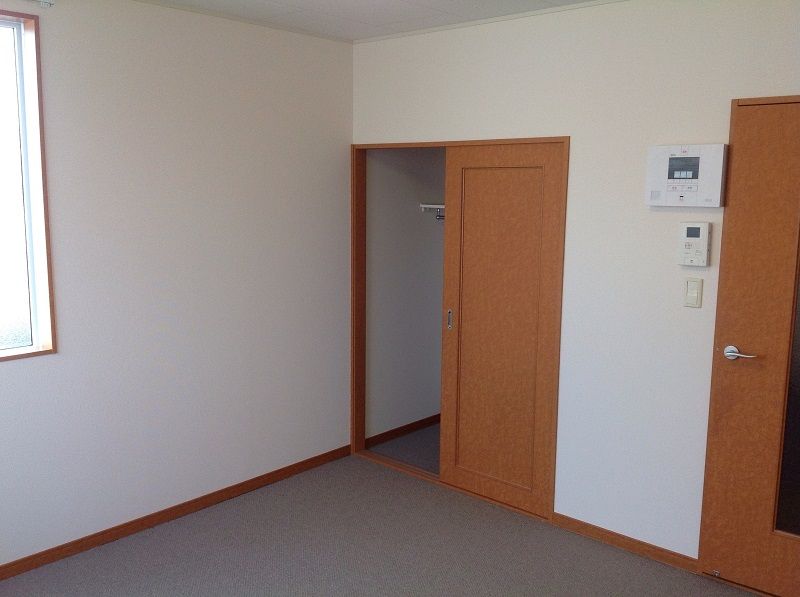 レオパレスきんぐ 居間
