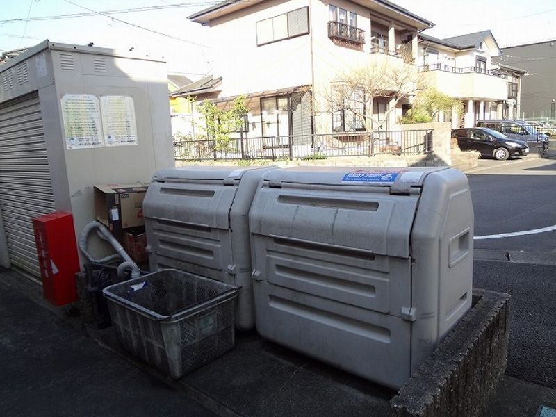 レオパレスベルグローブ 共用部分