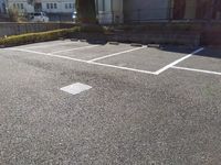 レオパレス萬貮番館 駐車場