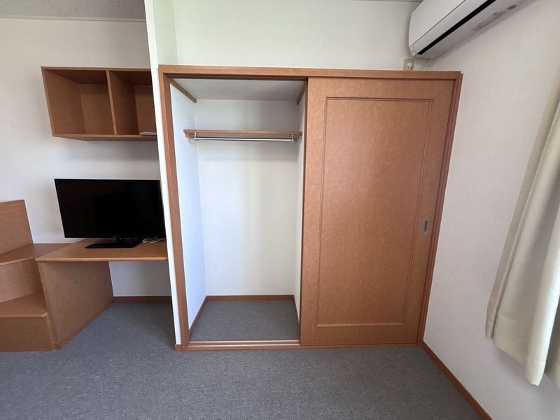 レオパレスエスポワール 収納