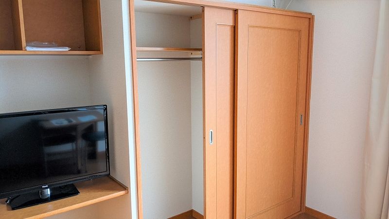 レオパレスエミネンスⅡ 収納