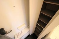 レオパレスみかげ 玄関