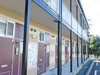 レオパレスいずみ２ 外観