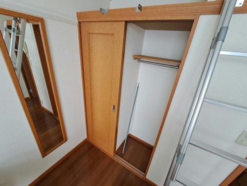 leopalace Sandrine Storage