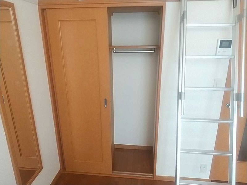 レオパレスカシェート 収納