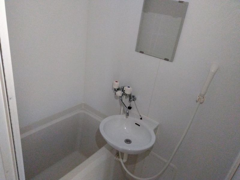 レオパレスデュ　エヴァンジイル 風呂