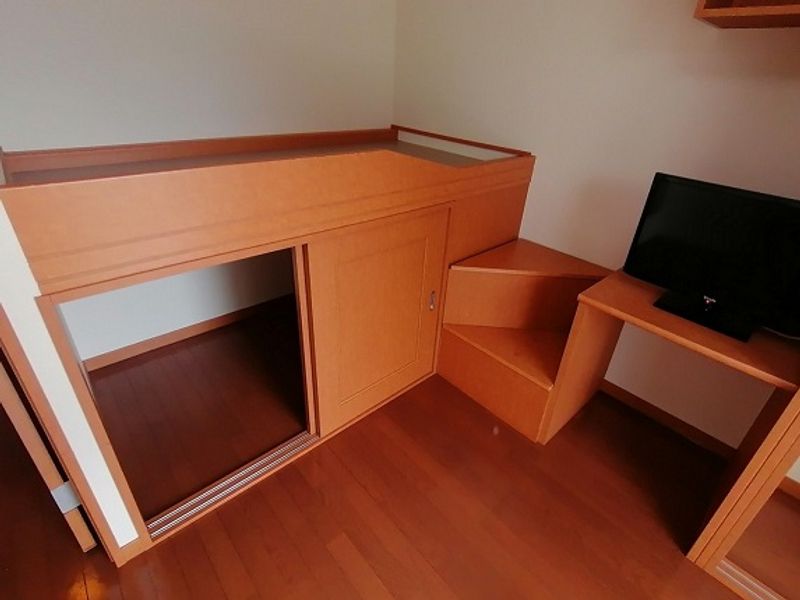 レオパレスセントレア 収納