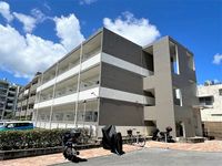 レオパレス小禄泉原當間 外観