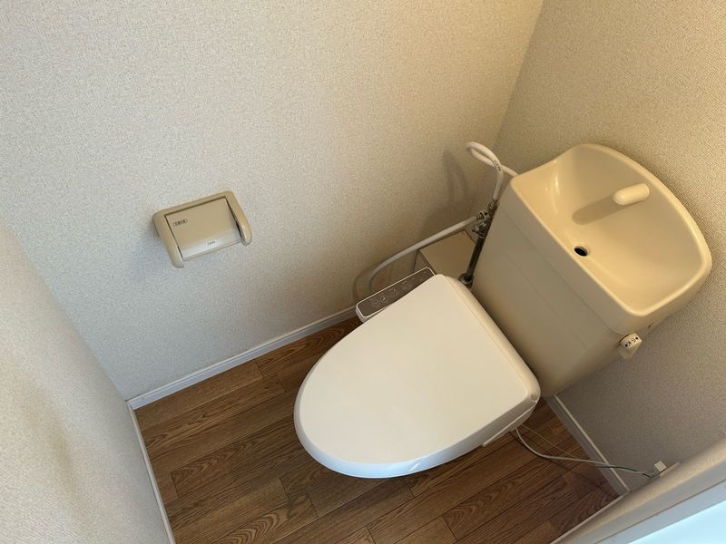 レオパレスエルドラード トイレ