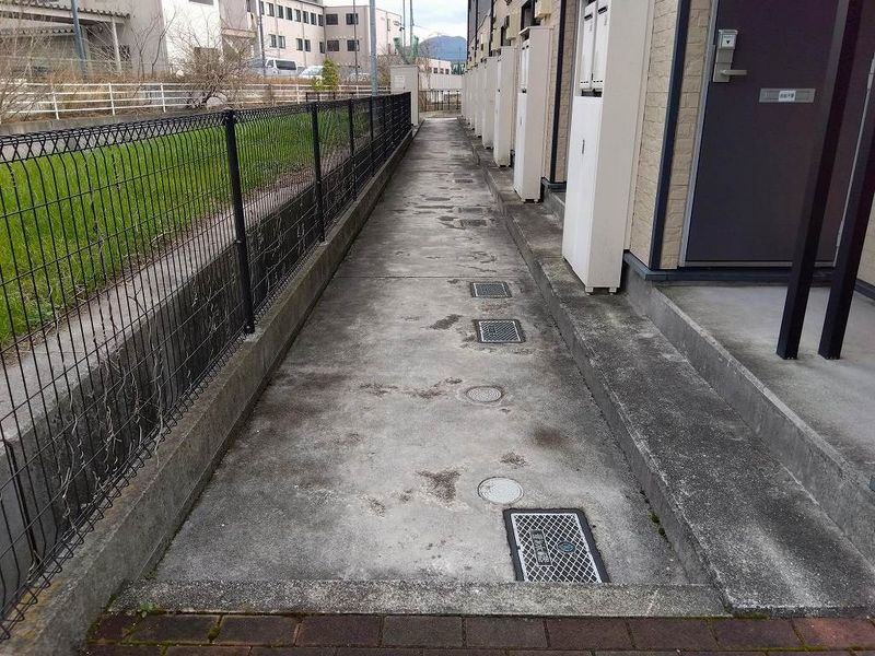 レオパレスソウミ 共用部分