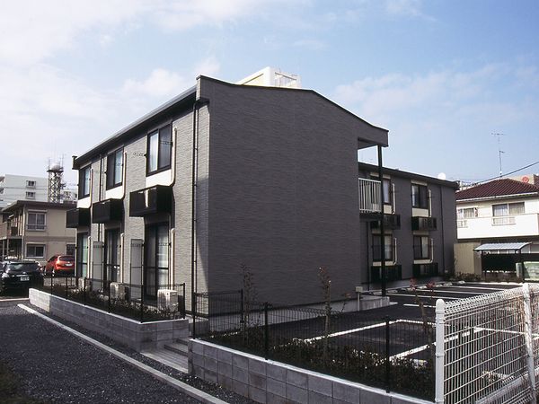 レオパレスベルウッド 外観