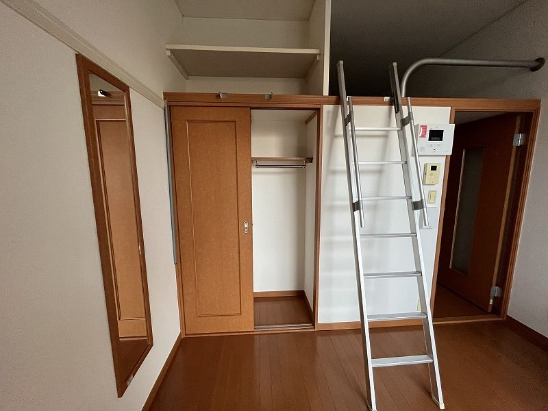 レオパレスパピー北浦Ⅰ 収納