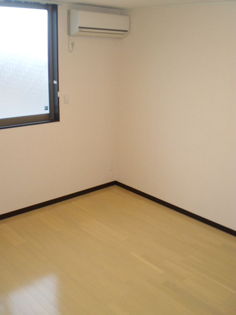 レオネクストＣＣＤ泉町 居間