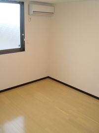 レオネクストＣＣＤ泉町 居間