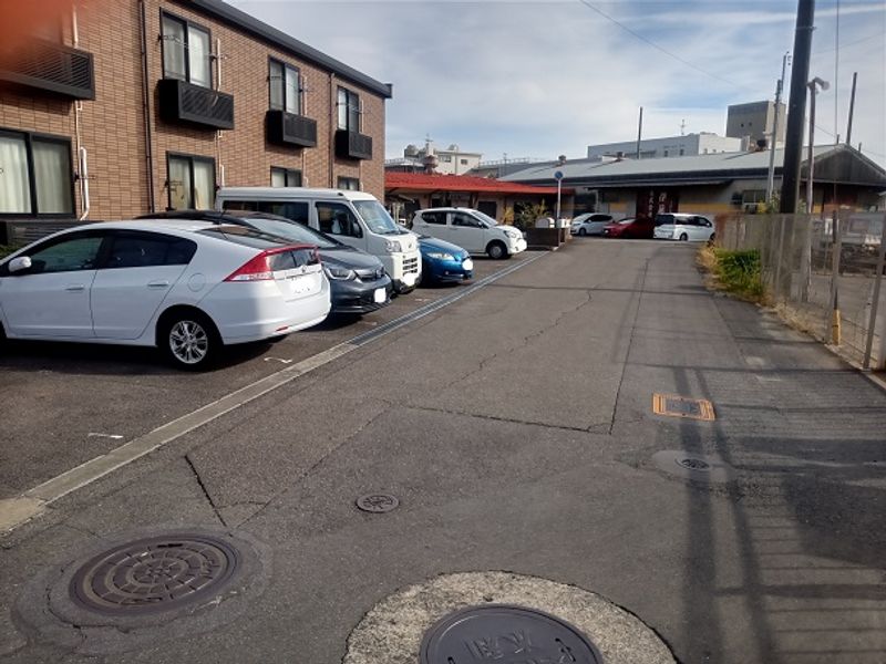 レオパレスＩｔｏ 駐車場