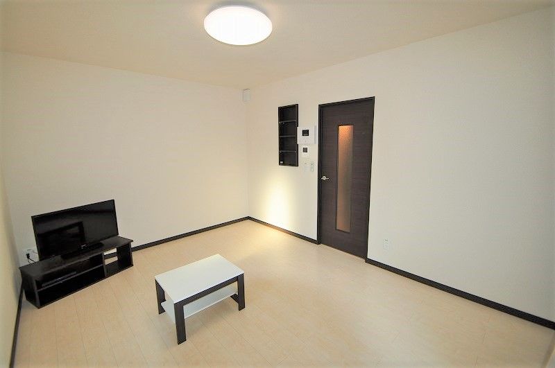 レオネクストエトワール小幡南 居間