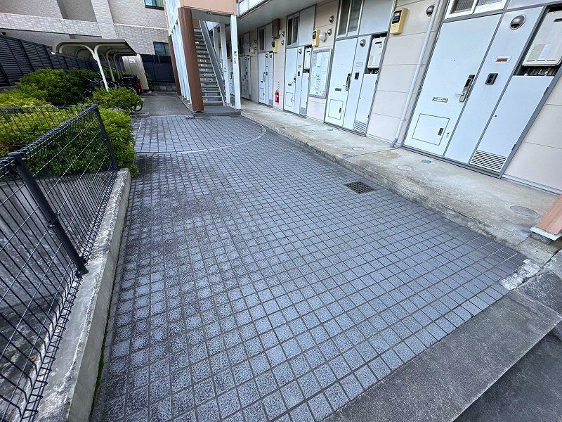 レオパレス豊藤 エントランス