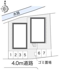 レオパレスカルチェ 駐車場
