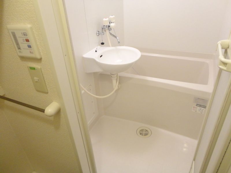 レオパレスポップ 風呂