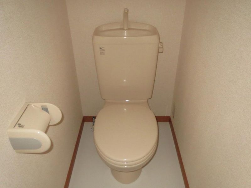 レオパレスロワール自由ヶ丘 トイレ