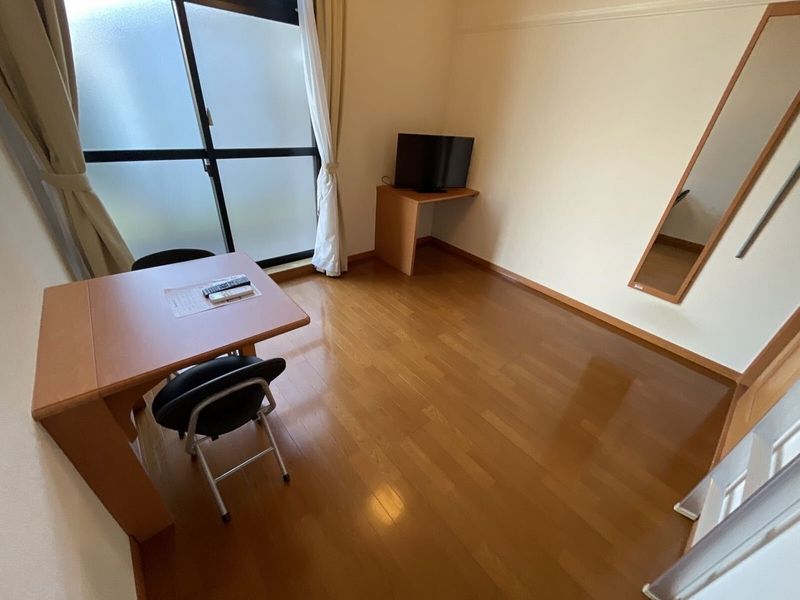 レオパレスマスカット 居間